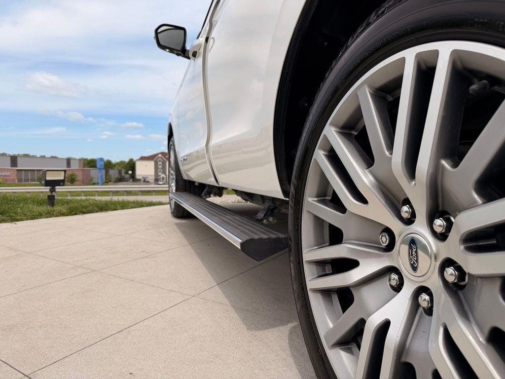 2022 Ford Expedition Platinum