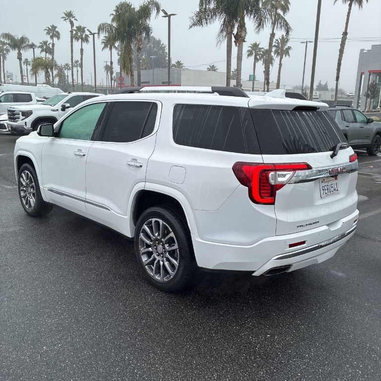 2023 GMC Acadia Denali