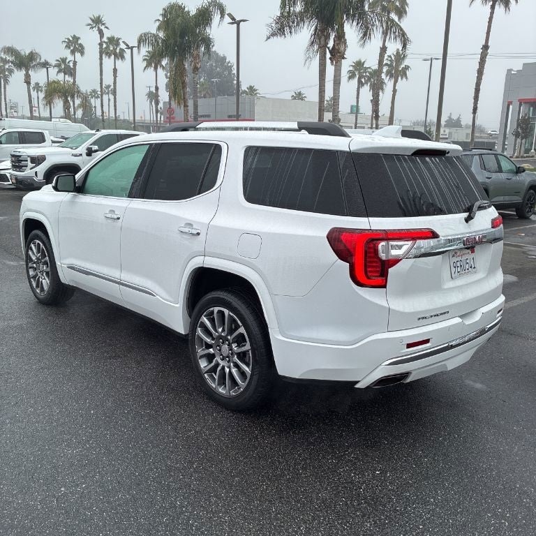 2023 GMC Acadia Denali