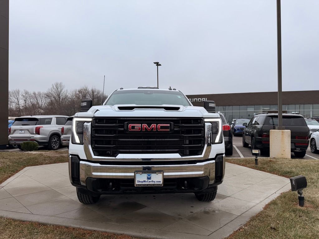 2024 GMC Sierra 2500HD Pro