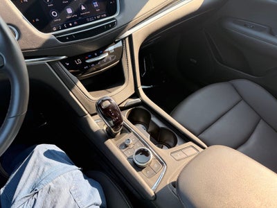 2024 Cadillac XT6 Luxury