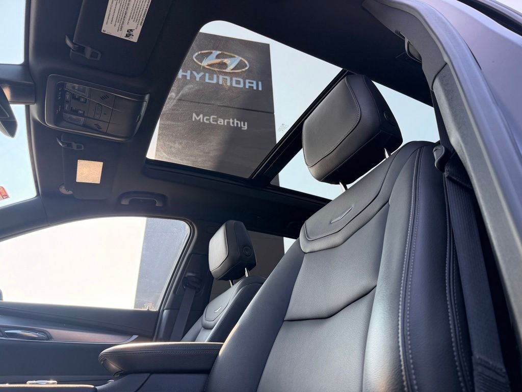 2024 Cadillac XT6 Luxury