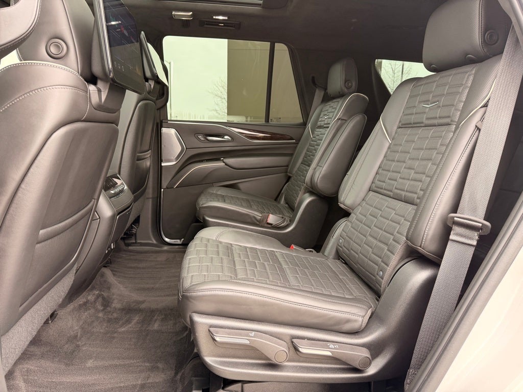 2022 Cadillac Escalade Sport Platinum