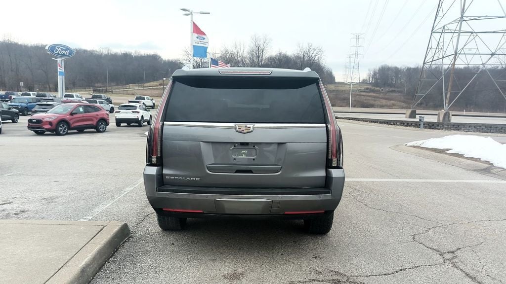 2018 Cadillac Escalade ESV Luxury