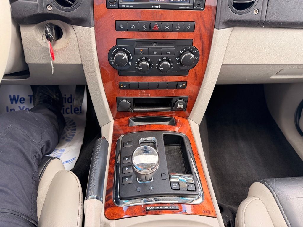 2008 Jeep Commander Overland
