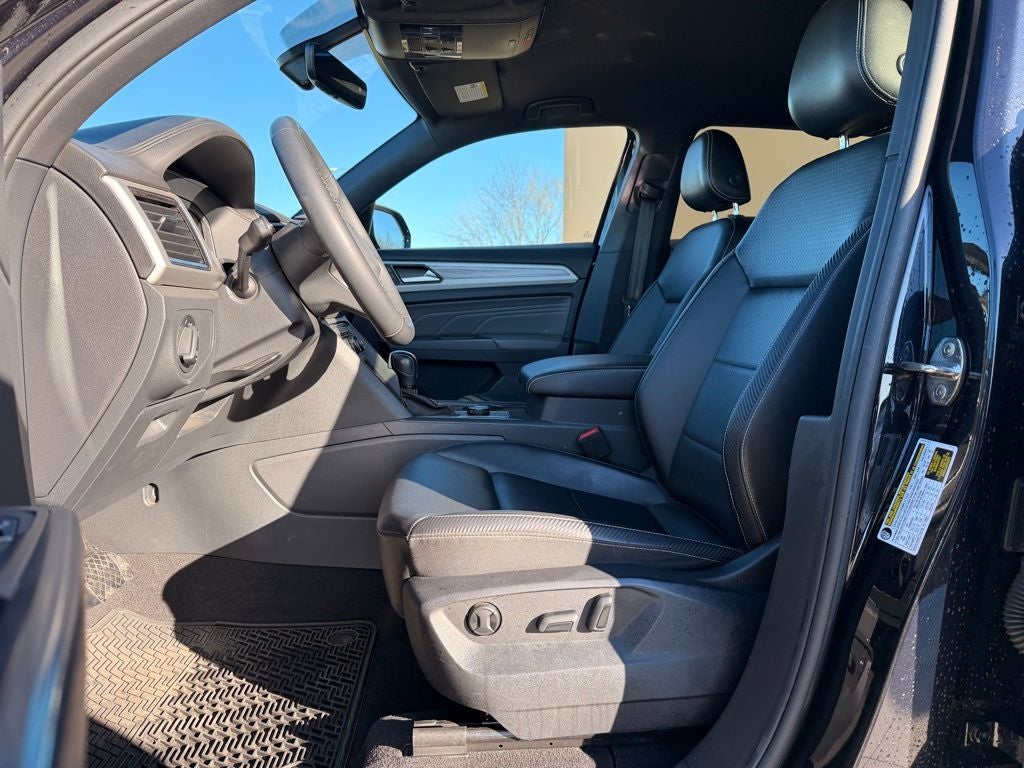 2022 Volkswagen Atlas Cross Sport 3.6L V6 SE w/Technology