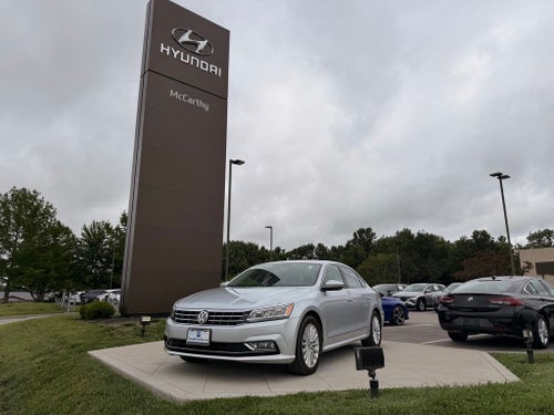 2017 Volkswagen Passat 1.8T SE