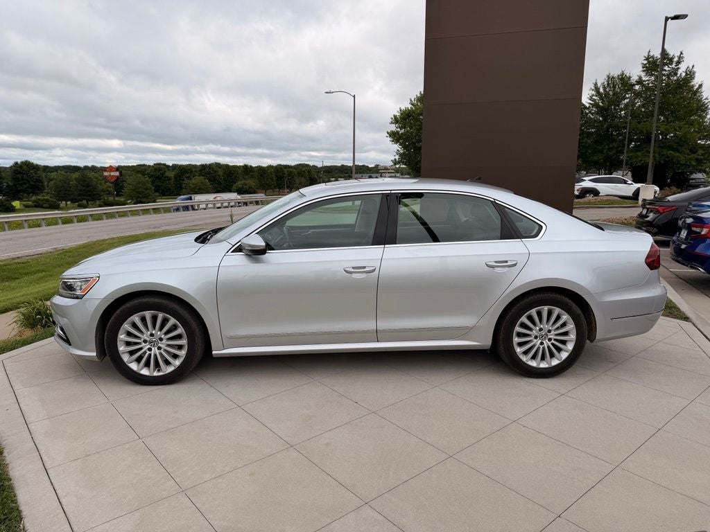 2017 Volkswagen Passat 1.8T SE