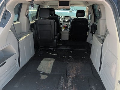 2012 Chrysler Town & Country Touring