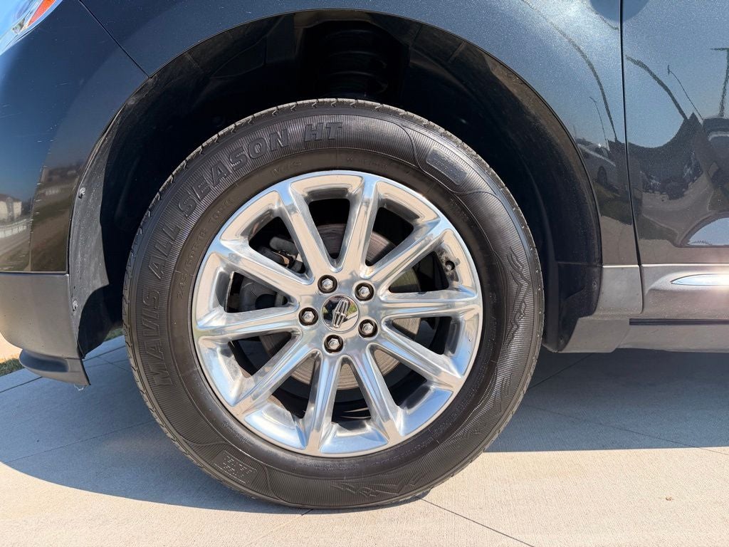 2013 Lincoln MKX Base