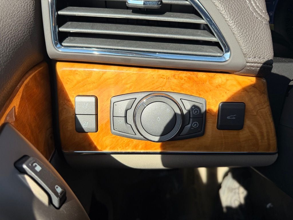 2013 Lincoln MKX Base