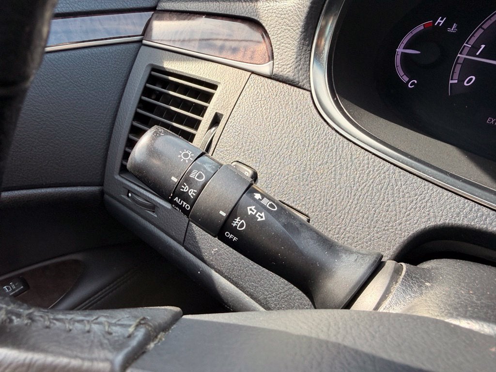 2012 Toyota Avalon Base