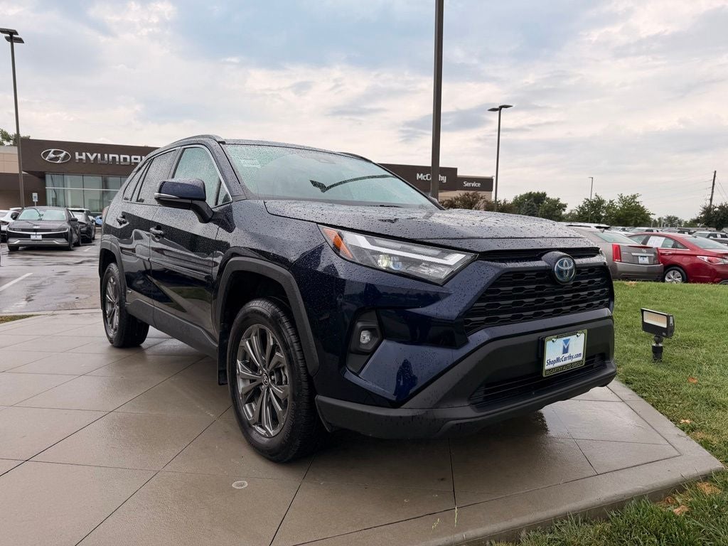 2022 Toyota RAV4 Hybrid XLE Premium