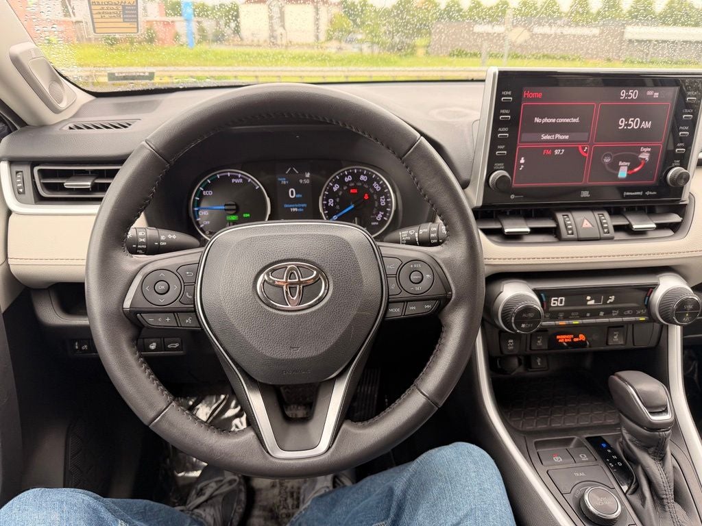 2022 Toyota RAV4 Hybrid XLE Premium