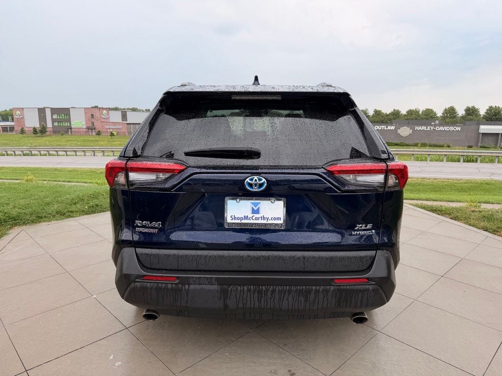 2022 Toyota RAV4 Hybrid XLE Premium