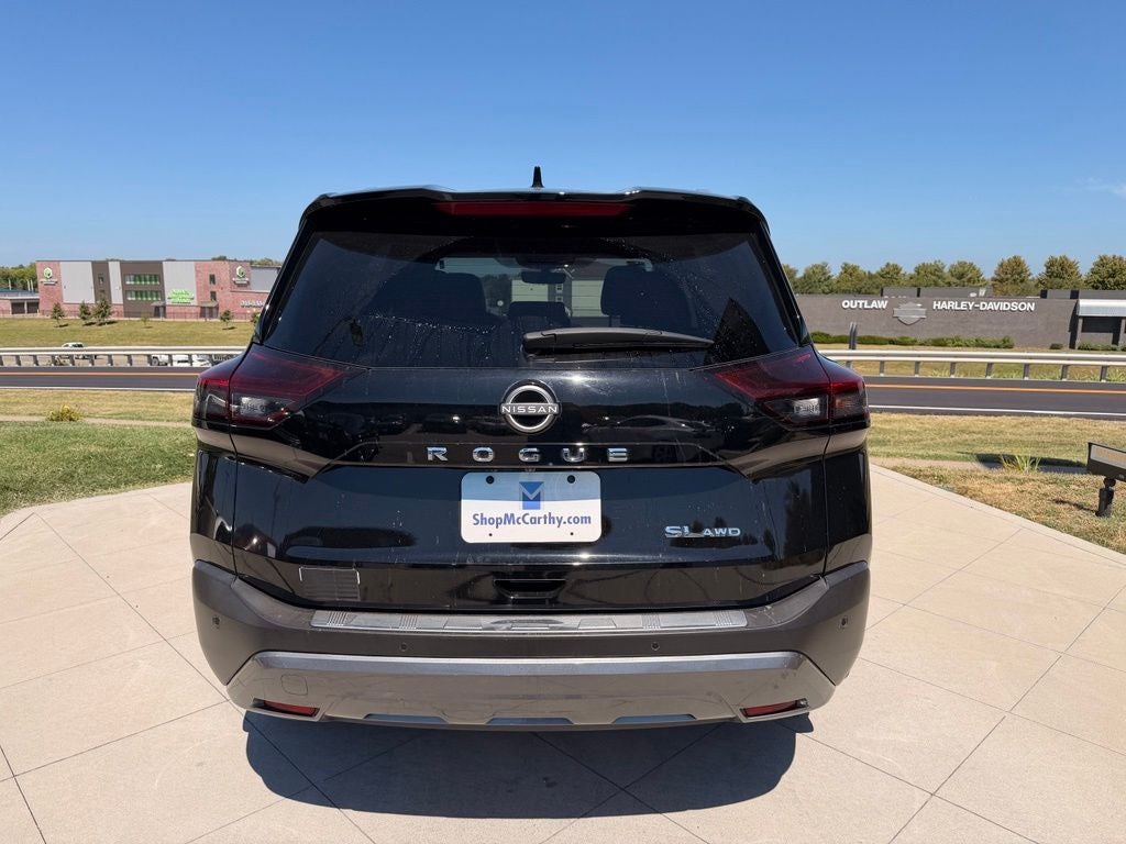 2022 Nissan Rogue SL