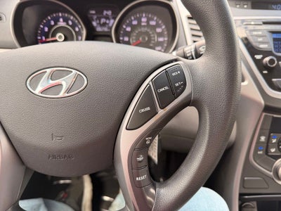 2015 Hyundai Elantra SE