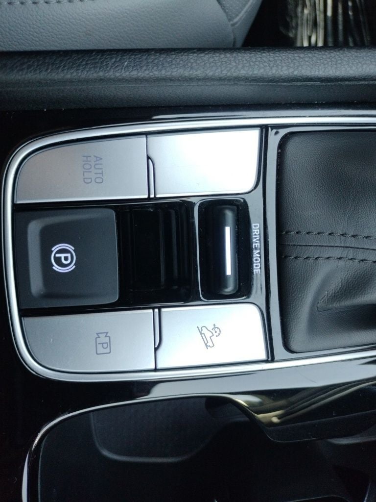 2025 Hyundai Santa Cruz SEL Activity