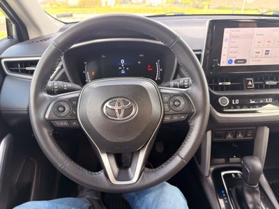 2024 Toyota Corolla Cross XLE