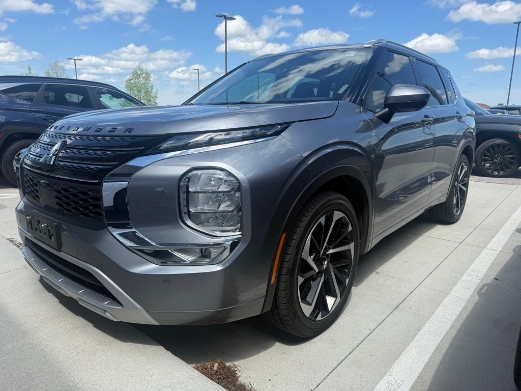 2022 Mitsubishi Outlander SEL