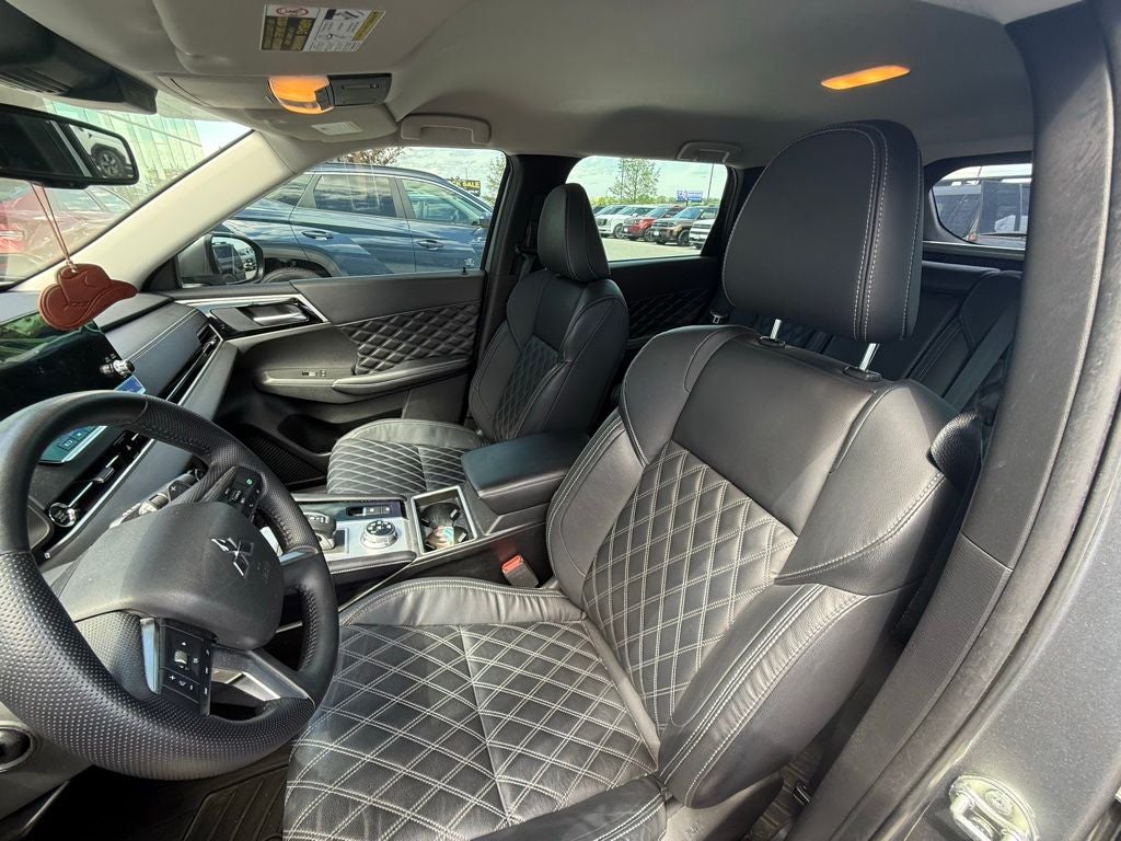 2022 Mitsubishi Outlander SEL