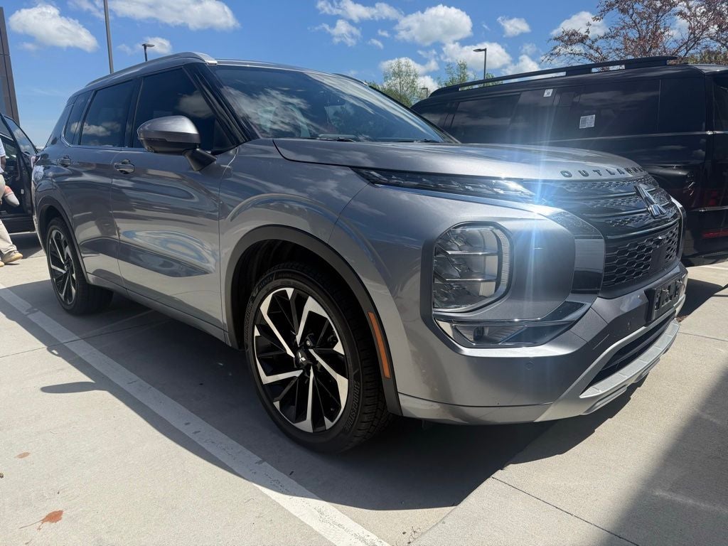 2022 Mitsubishi Outlander SEL
