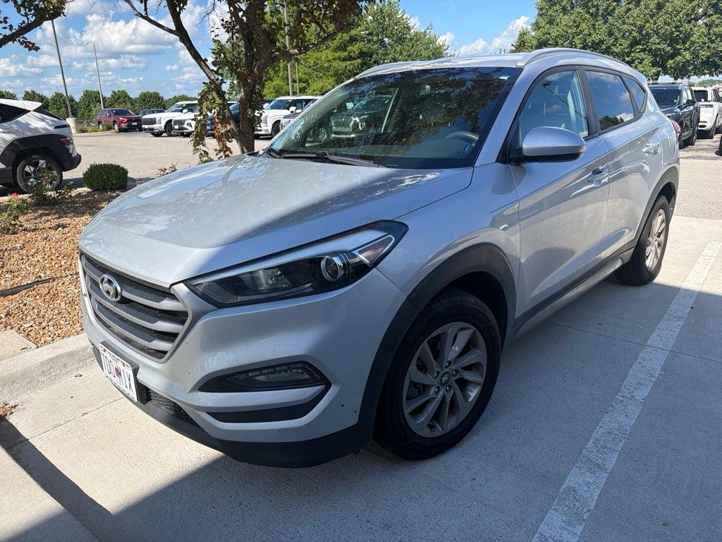 2017 Hyundai Tucson SE Popular Equipment Package