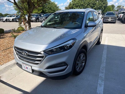 2017 Hyundai Tucson SE Popular Equipment Package