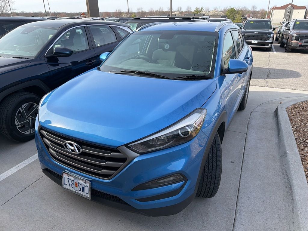 2016 Hyundai Tucson SE