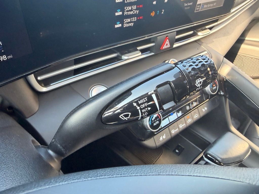 2024 Hyundai Elantra Hybrid Limited