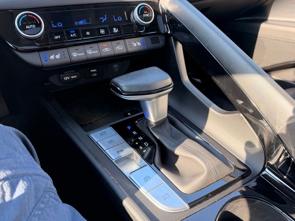 2024 Hyundai Elantra Hybrid Limited