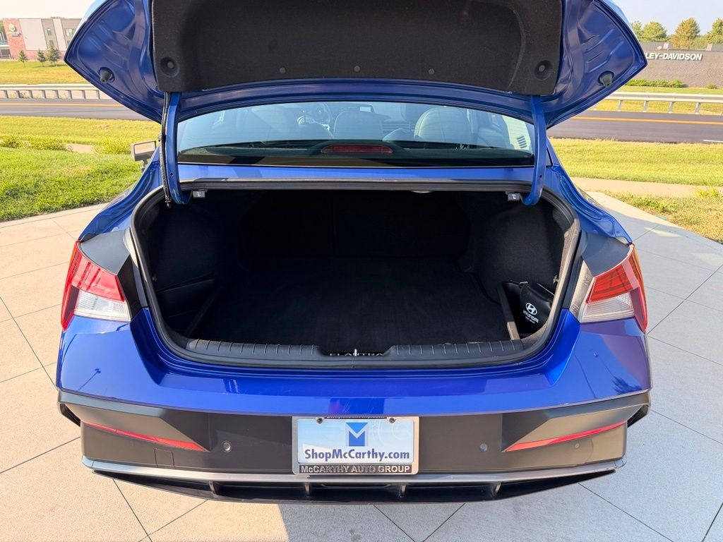 2024 Hyundai Elantra Hybrid Limited