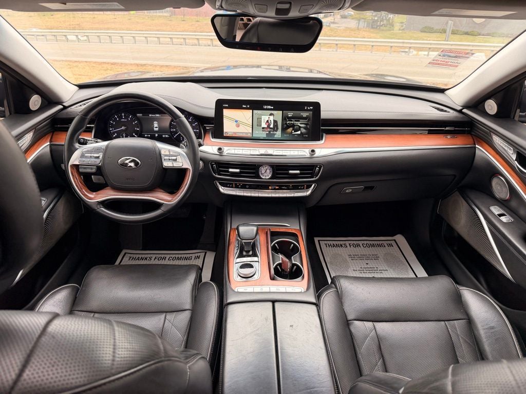 2020 Kia K900 Luxury
