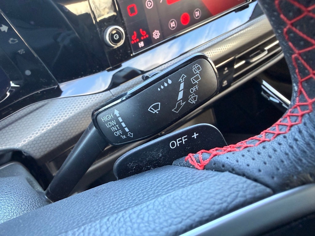 2024 Volkswagen Golf GTI 2.0T S