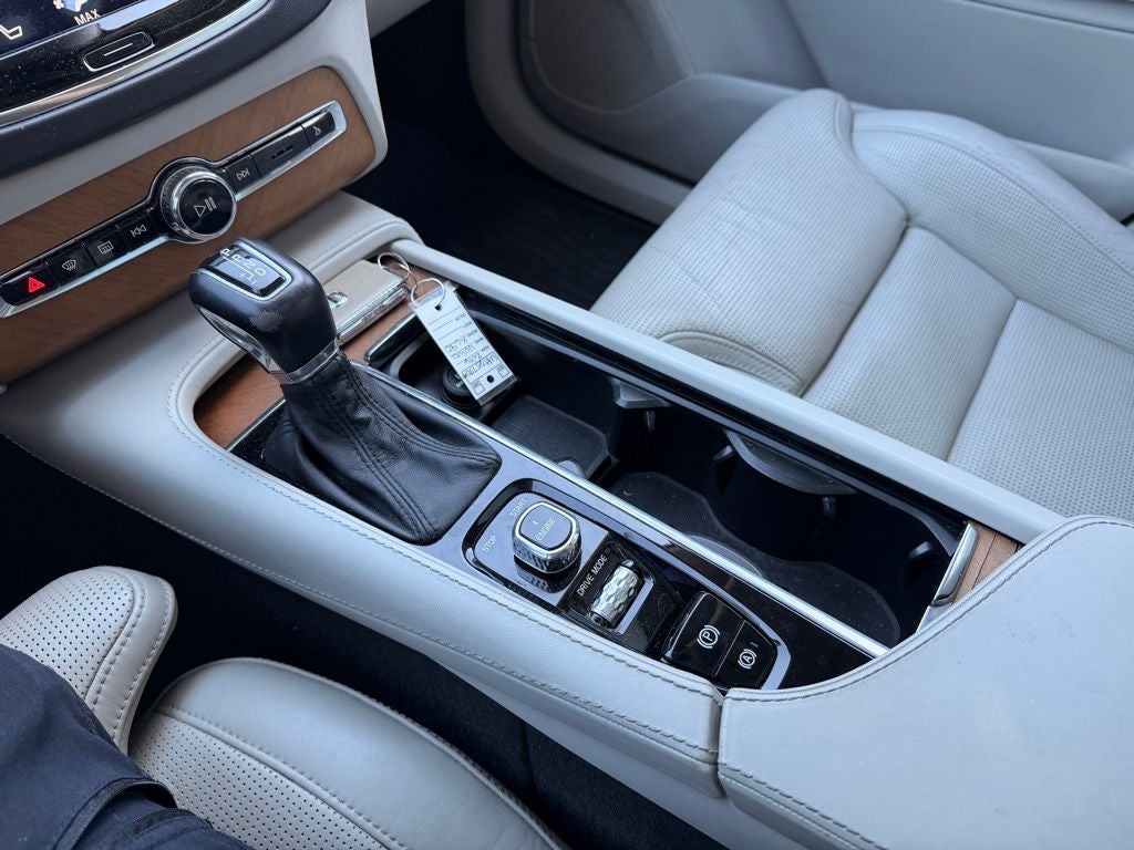2016 Volvo XC90 T6 Inscription