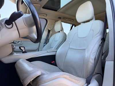 2016 Volvo XC90 T6 Inscription
