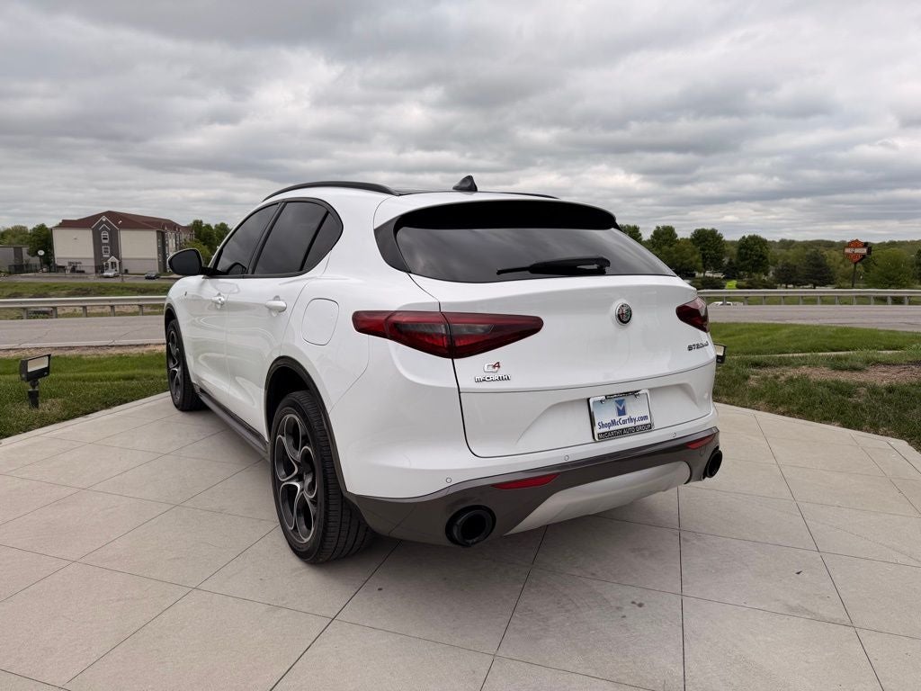 2022 Alfa Romeo Stelvio Ti