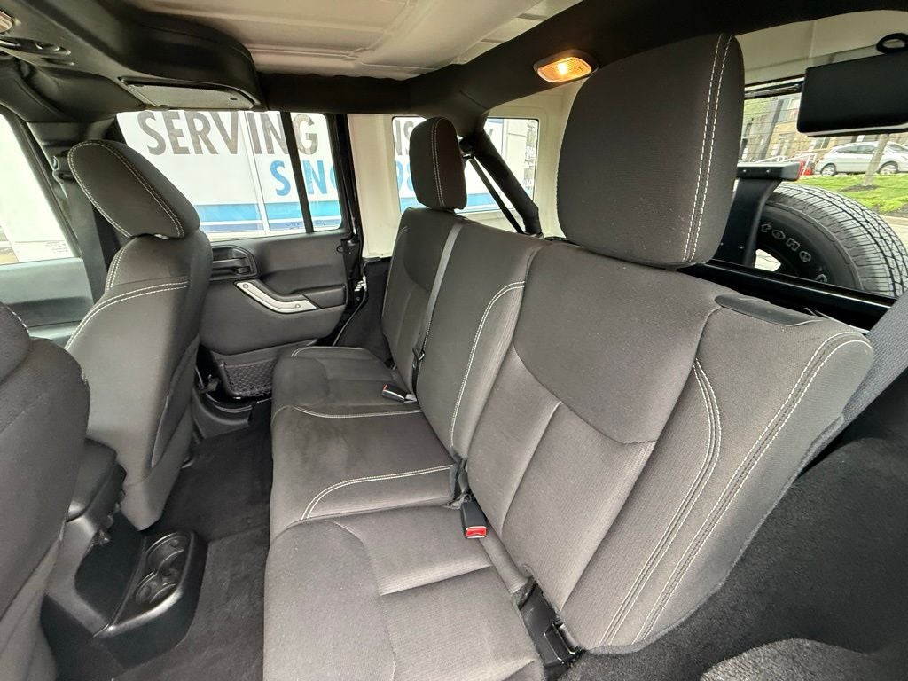 2016 Jeep Wrangler Unlimited Sahara