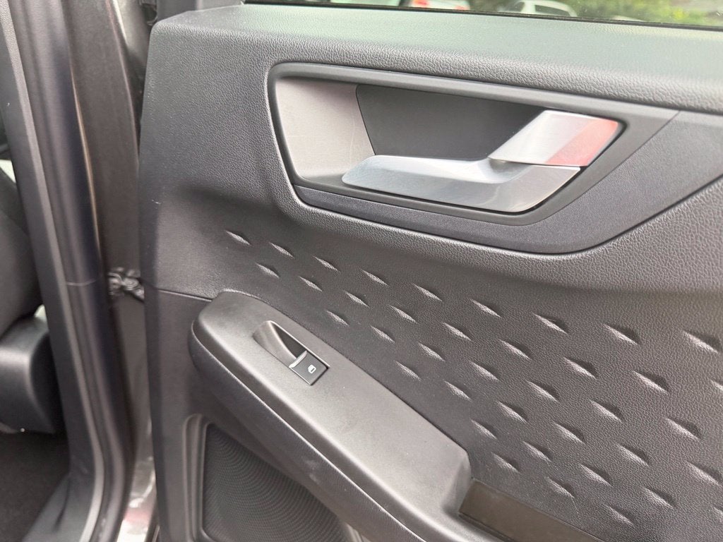 2020 Ford Escape Hybrid SE Sport