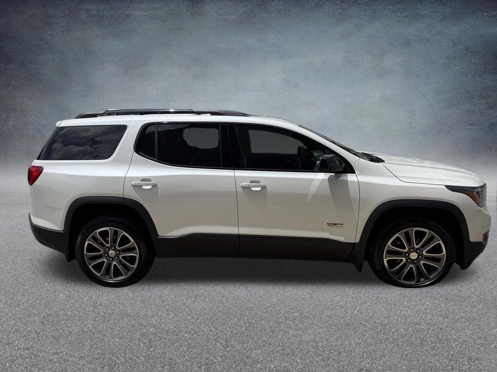 2017 GMC Acadia SLT-1