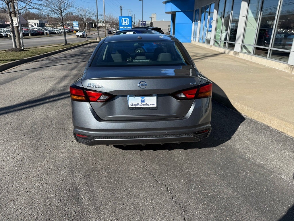 2022 Nissan Altima 2.5 SV