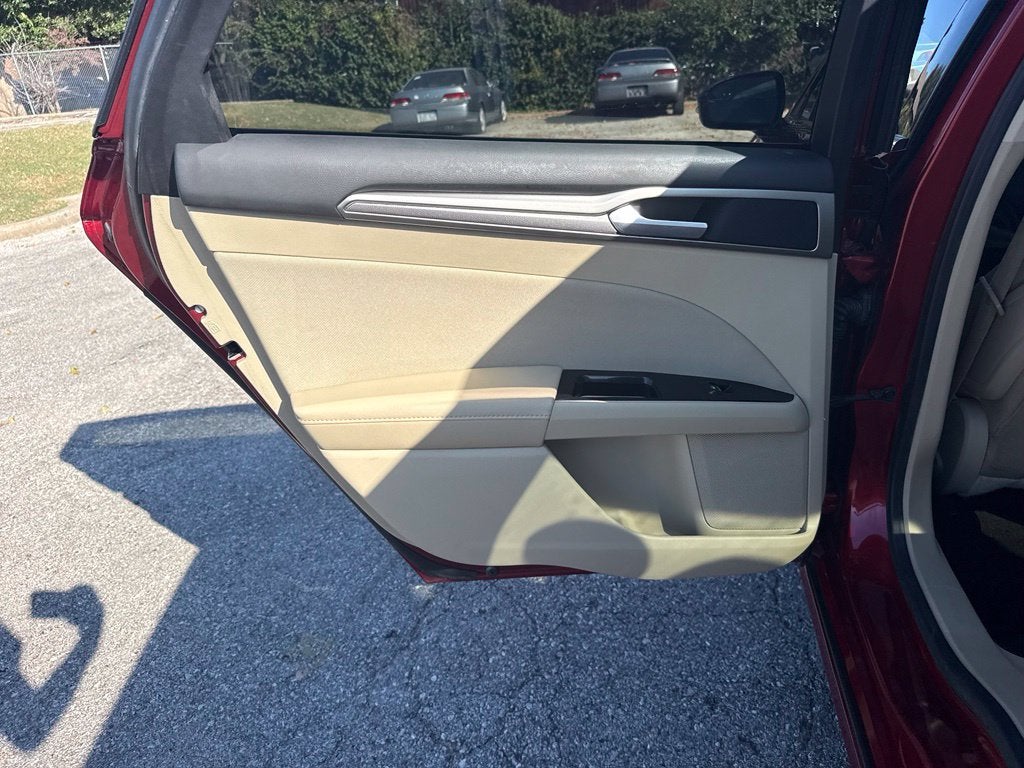 2013 Ford Fusion SE