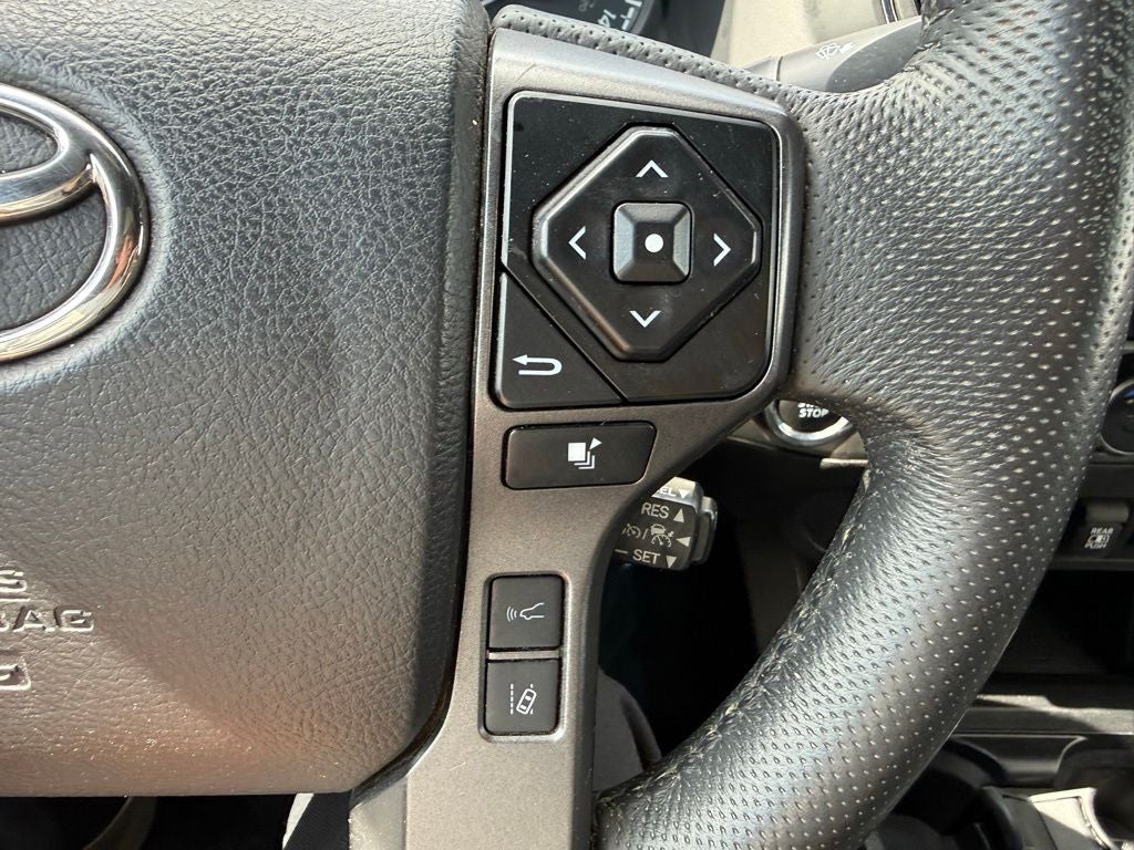 2022 Toyota Tacoma TRD Off-Road V6
