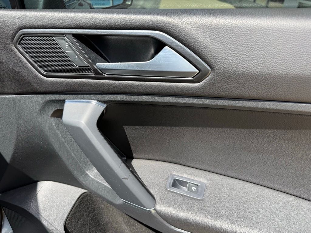 2018 Volkswagen Tiguan 2.0T SEL 4Motion