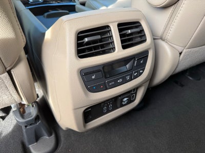 2021 Honda Pilot Touring 8 Passenger