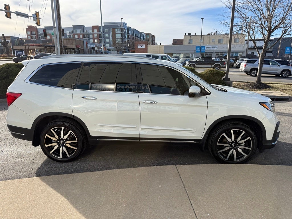 2021 Honda Pilot Touring 8 Passenger