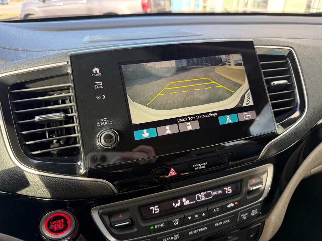 2021 Honda Pilot Touring 8 Passenger