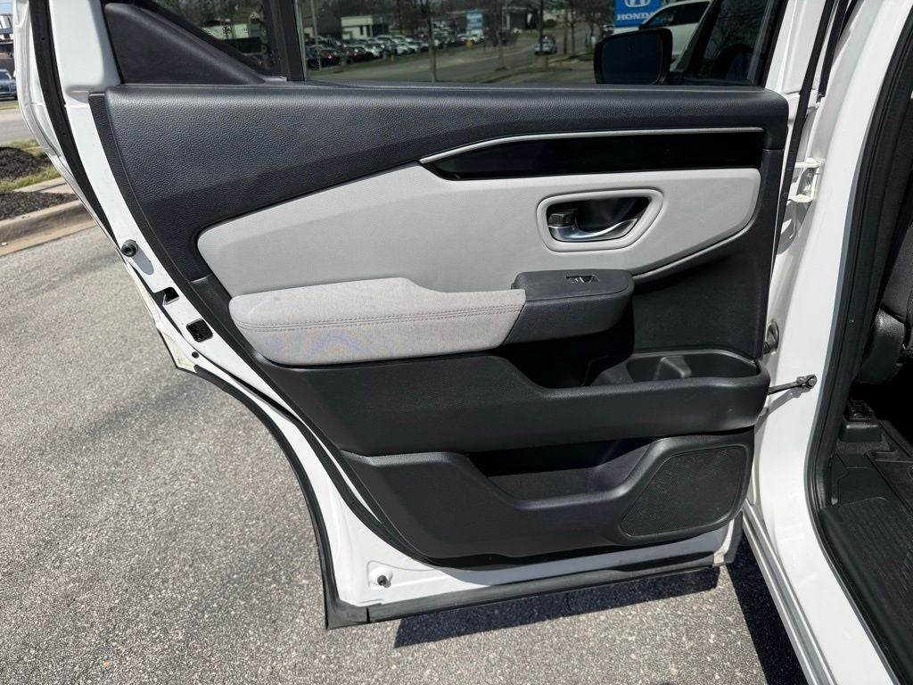 2023 Honda Pilot LX