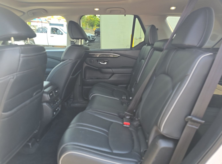 2023 Honda Pilot Elite