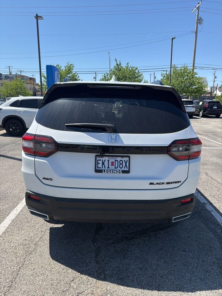 2025 Honda Pilot Black Edition